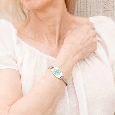 medical alert bracelet for seniors